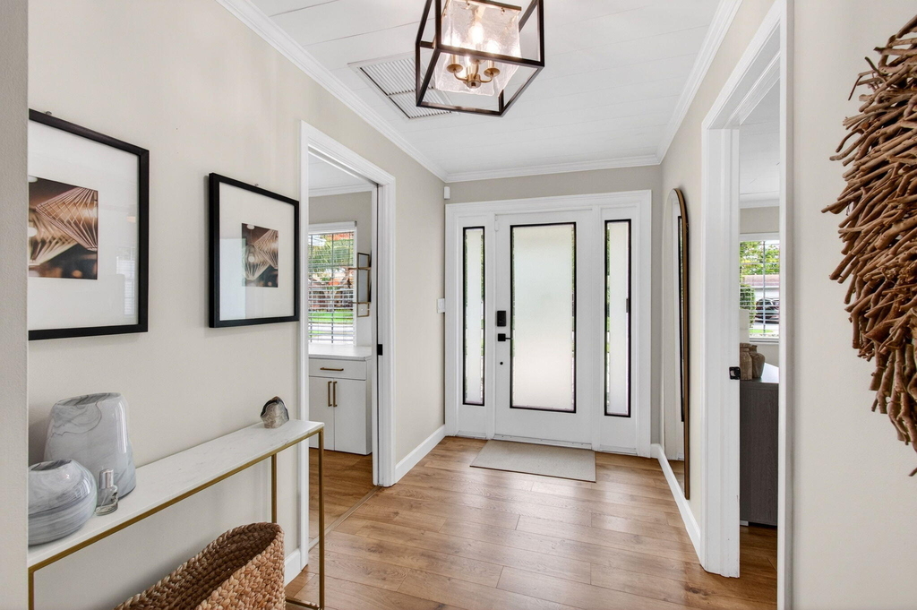 998 Sw 7th Street - Photo 5