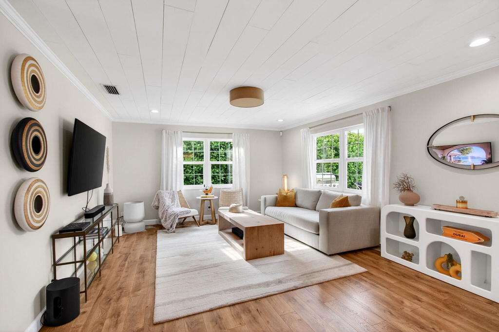 998 Sw 7th Street - Photo 18