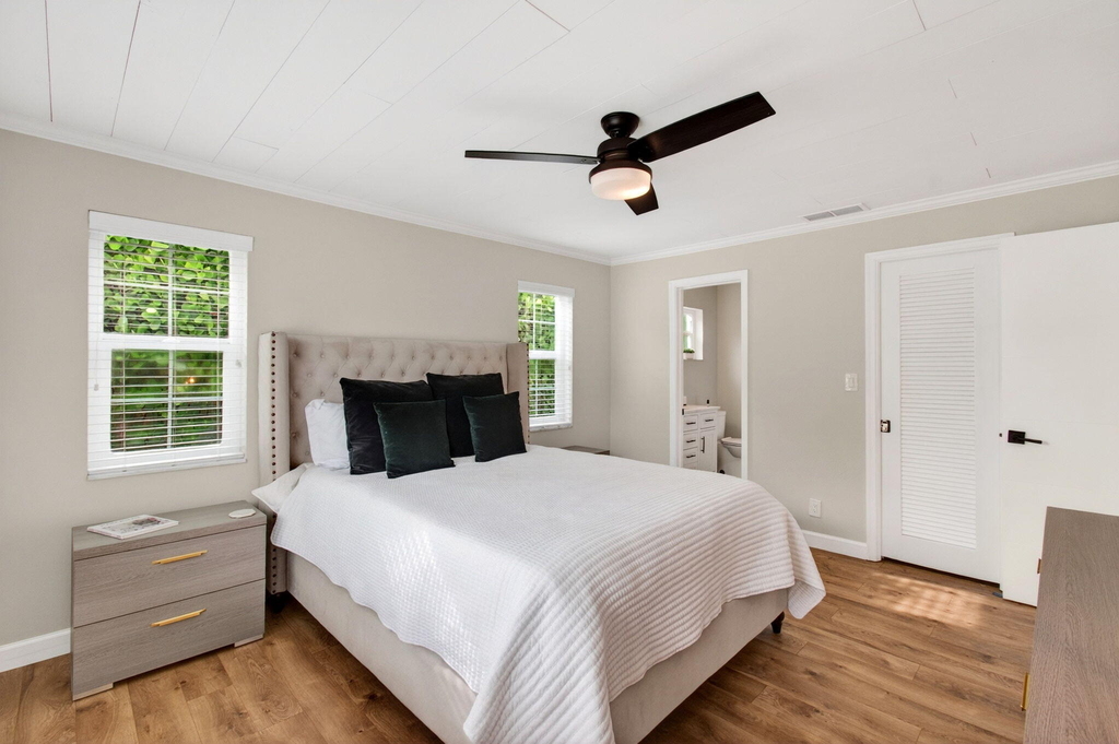 998 Sw 7th Street - Photo 12