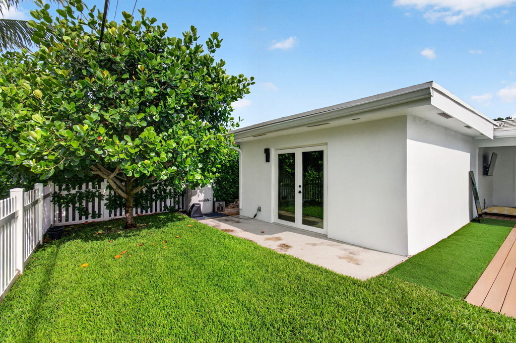 998 Sw 7th Street - Photo 66