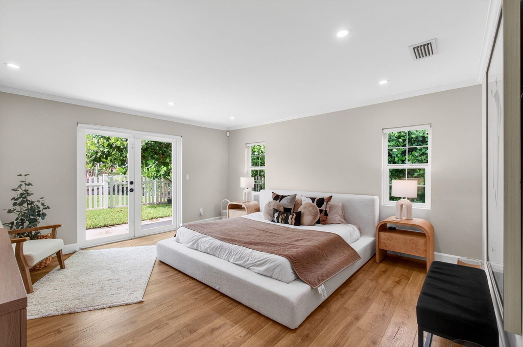 998 Sw 7th Street - Photo 77