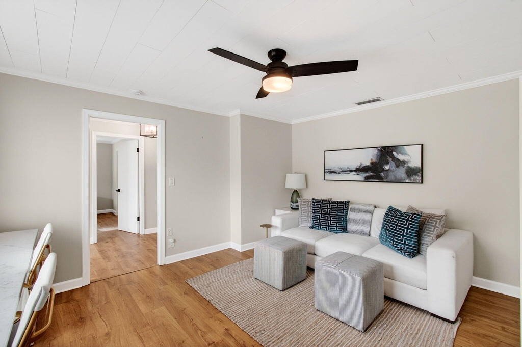 998 Sw 7th Street - Photo 10