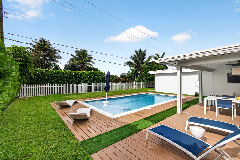 998 Sw 7th Street - Photo 59