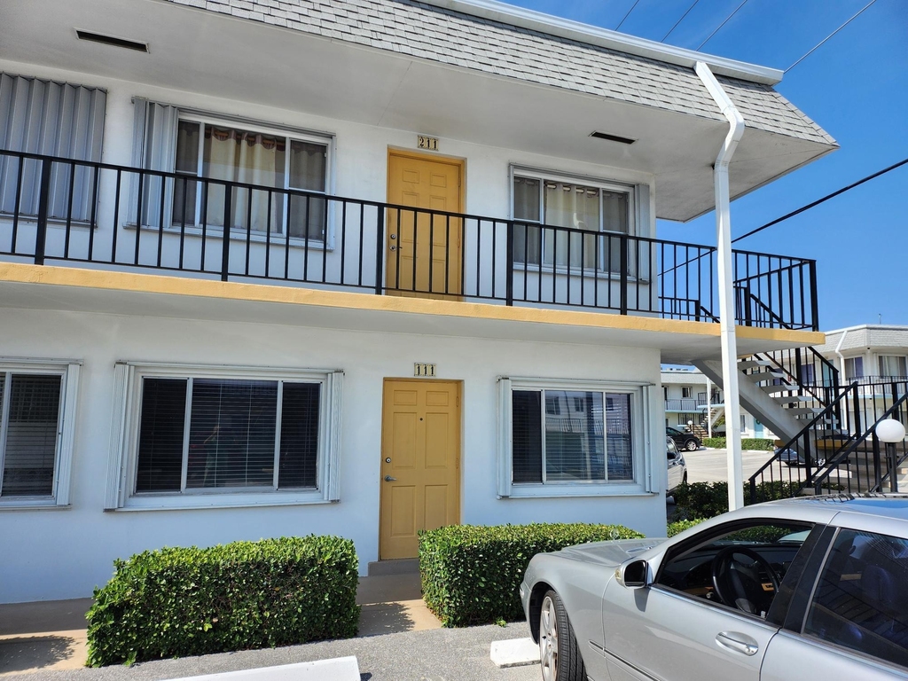3000 Lake Osborne Drive - Photo 19