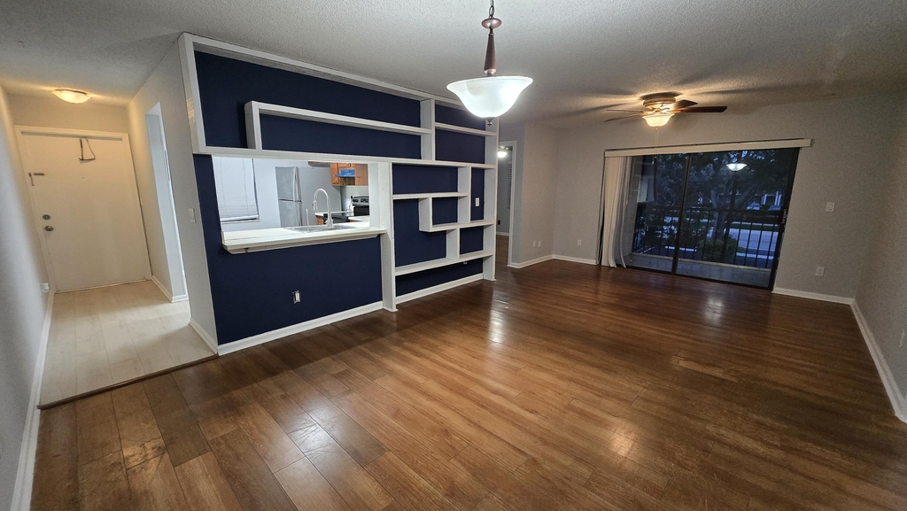 11188 Royal Palm Boulevard - Photo 4