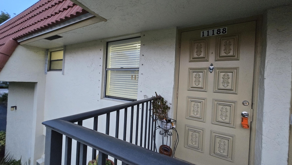 11188 Royal Palm Boulevard - Photo 17