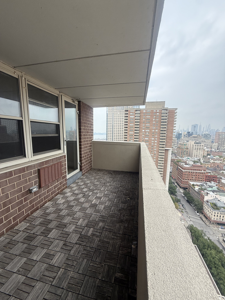 Chambers Street - Photo 0
