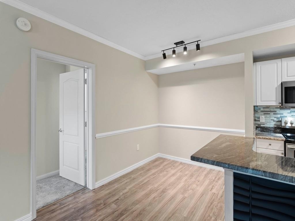 5095 Fairways Circle - Photo 5