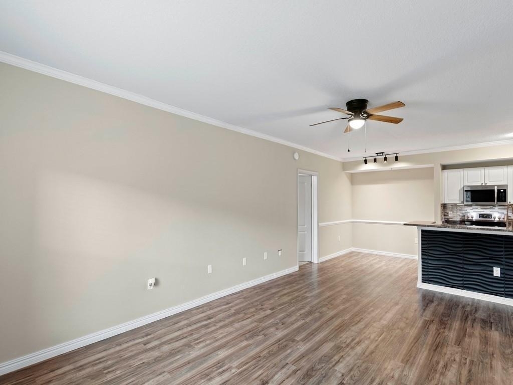 5095 Fairways Circle - Photo 4