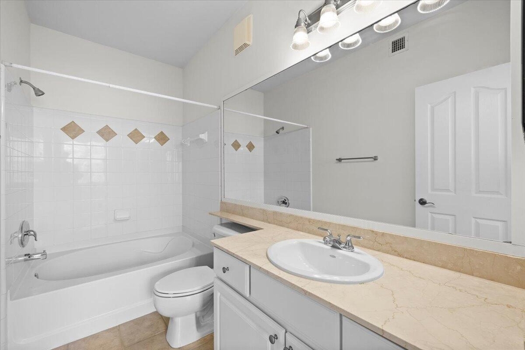 155 Galicia Way - Photo 8