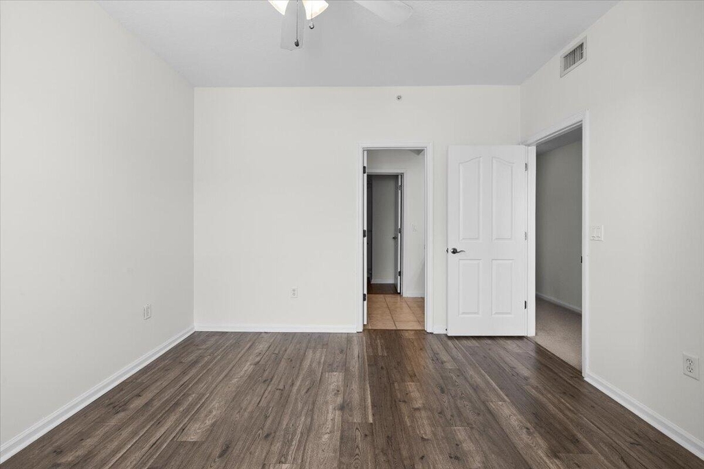 155 Galicia Way - Photo 14