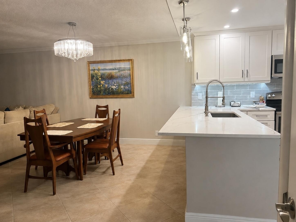1523 E Hillsboro Boulevard - Photo 25