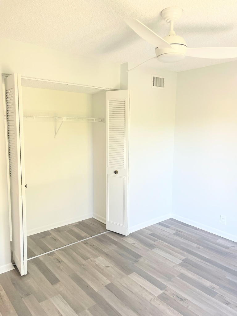 811 Sky Pine Way - Photo 6