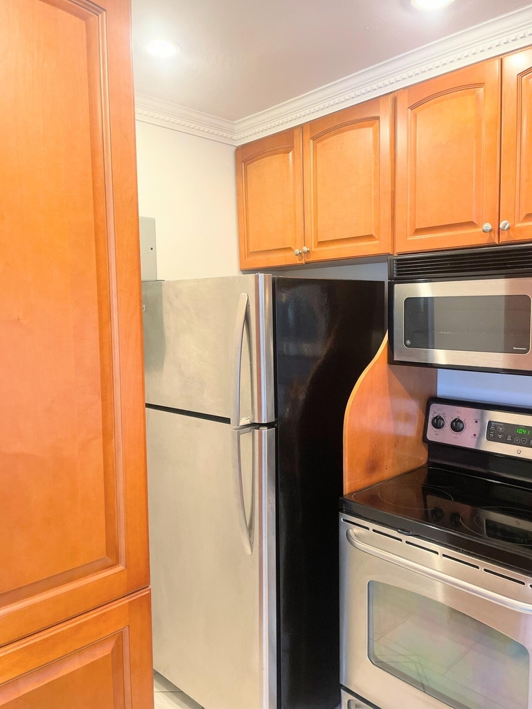 811 Sky Pine Way - Photo 14