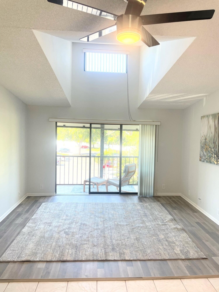811 Sky Pine Way - Photo 12