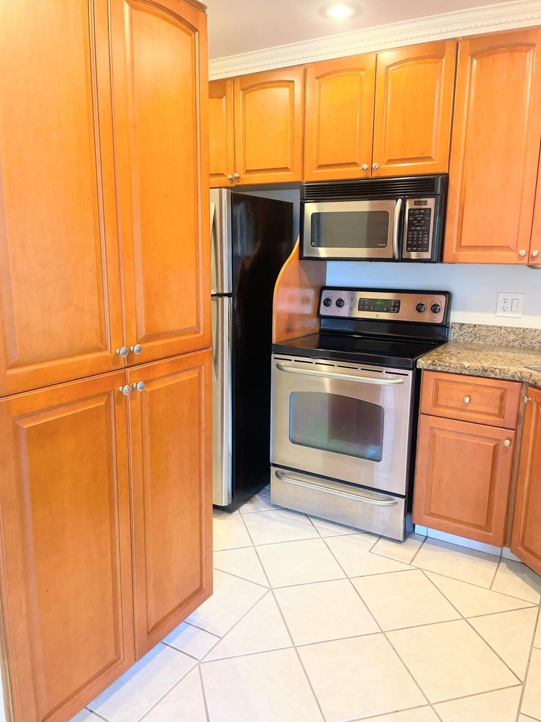 811 Sky Pine Way - Photo 1