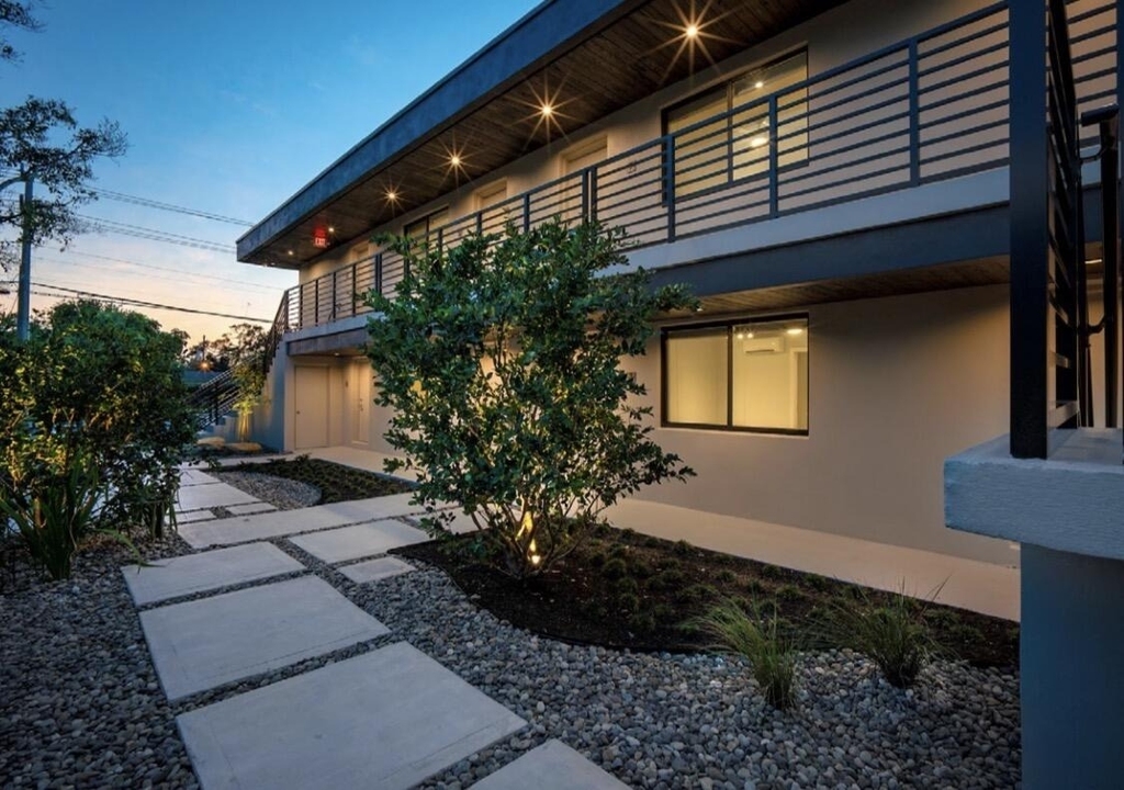 1273 Ne 38th Street - Photo 17