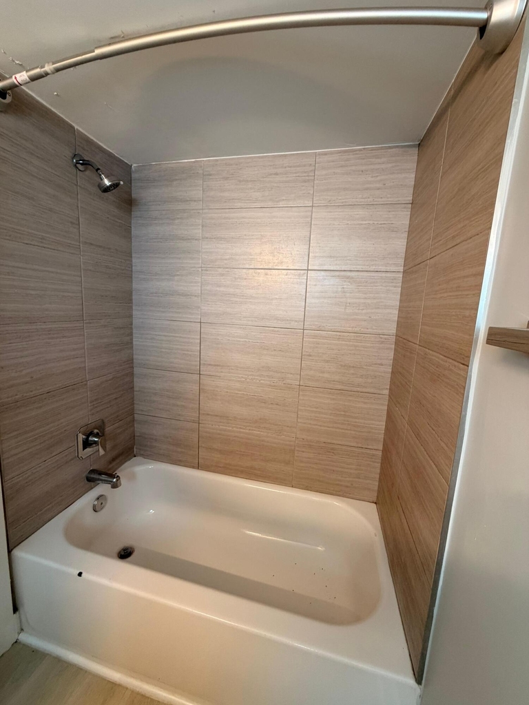 1273 Ne 38th Street - Photo 10