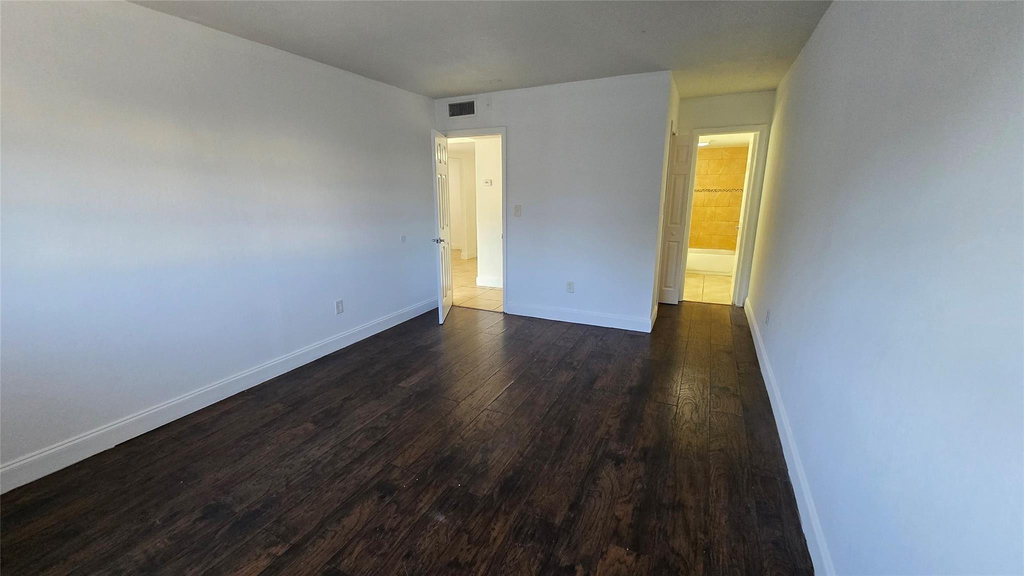 15205 Ne 6th Avenue - Photo 13