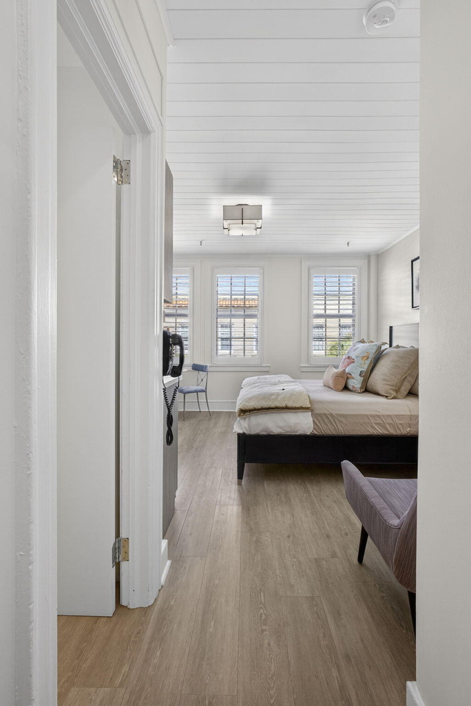 235 Sunrise Avenue - Photo 18