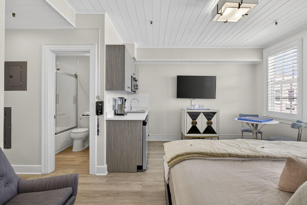 235 Sunrise Avenue - Photo 12