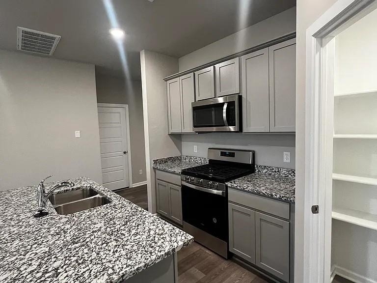 10501 Sw 41st Street - Photo 1