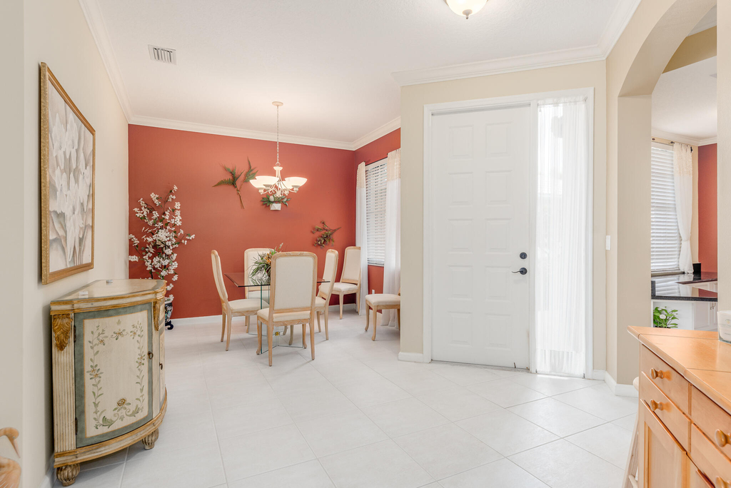 1540 Se Prestwick Lane - Photo 1