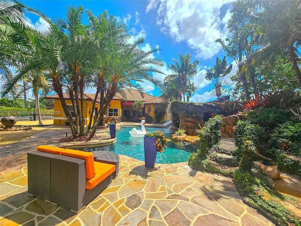 14503 Sw 16th Street - Photo 17