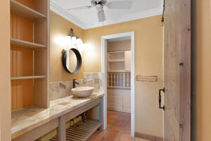 6 Royal Palm Way - Photo 9