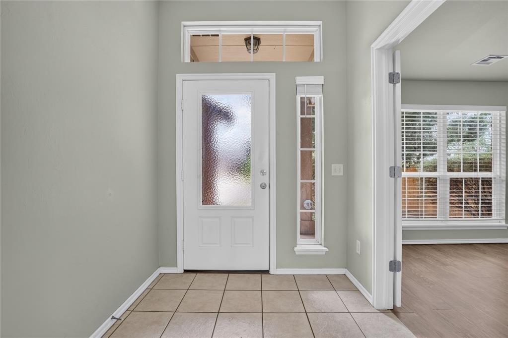18109 Montoro Way - Photo 4