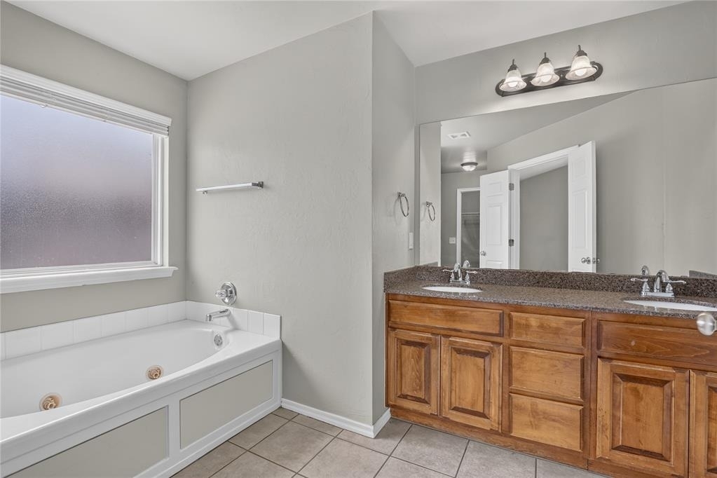 18109 Montoro Way - Photo 25