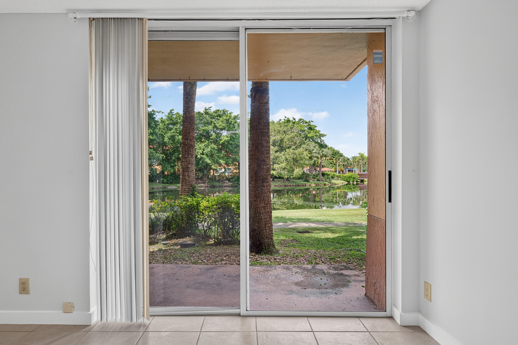 10717 E Cleary Boulevard E - Photo 8