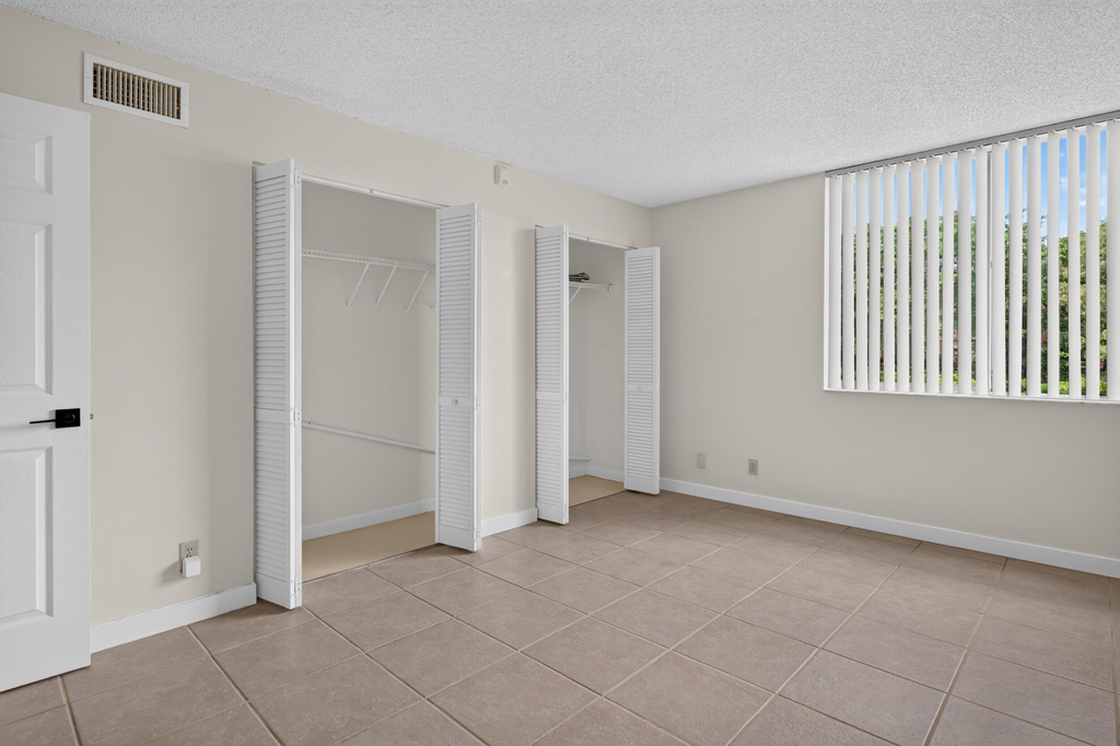 10717 E Cleary Boulevard E - Photo 16