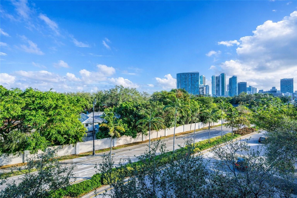 4250 Biscayne Boulevard - Photo 14