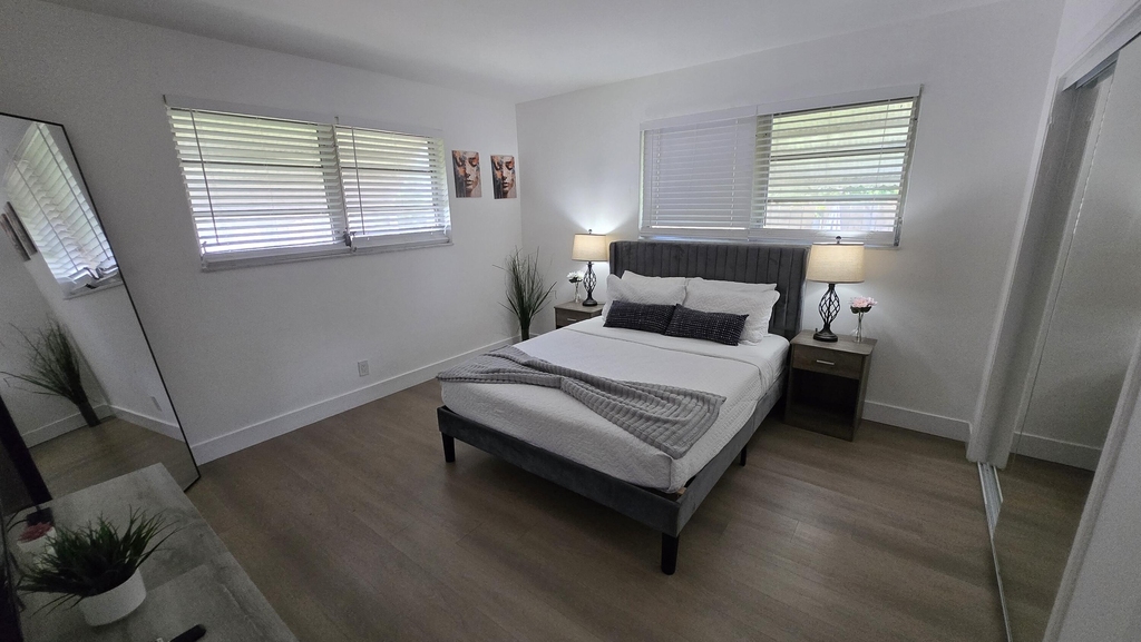 704 Ne 8th Street - Photo 6