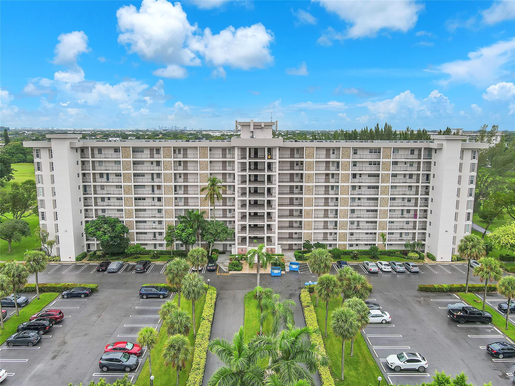 3150 N Palm Aire Drive - Photo 20