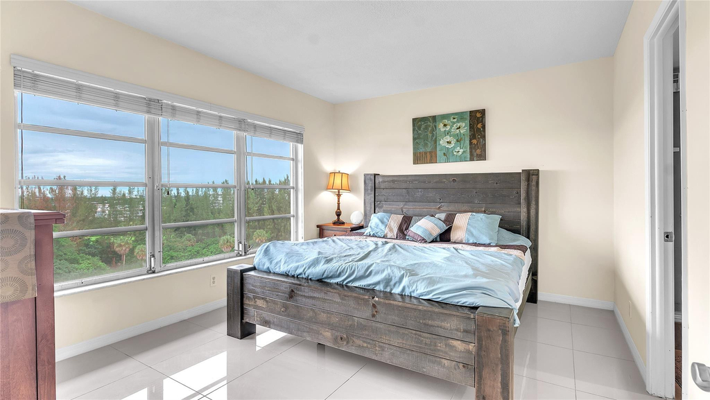 3150 N Palm Aire Drive - Photo 12