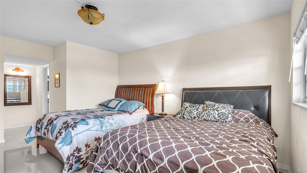 3150 N Palm Aire Drive - Photo 16