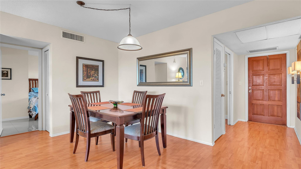 3150 N Palm Aire Drive - Photo 7