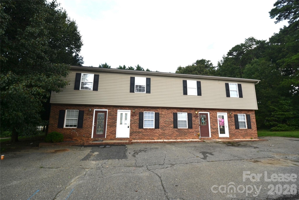 108 Durham Road - Photo 0