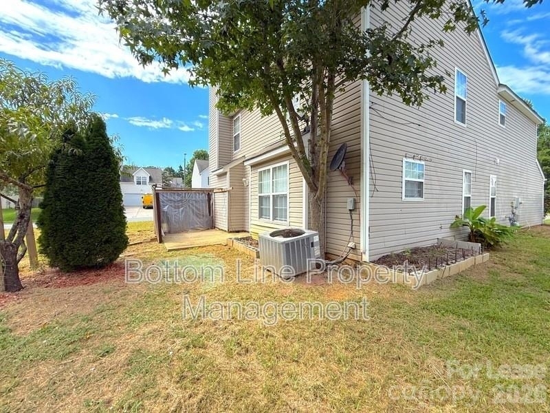 4133 Robinwood Drive - Photo 11