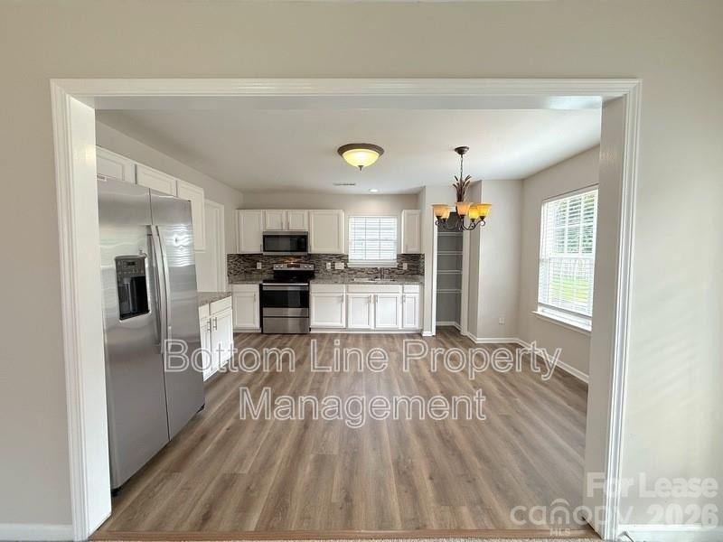 4133 Robinwood Drive - Photo 7