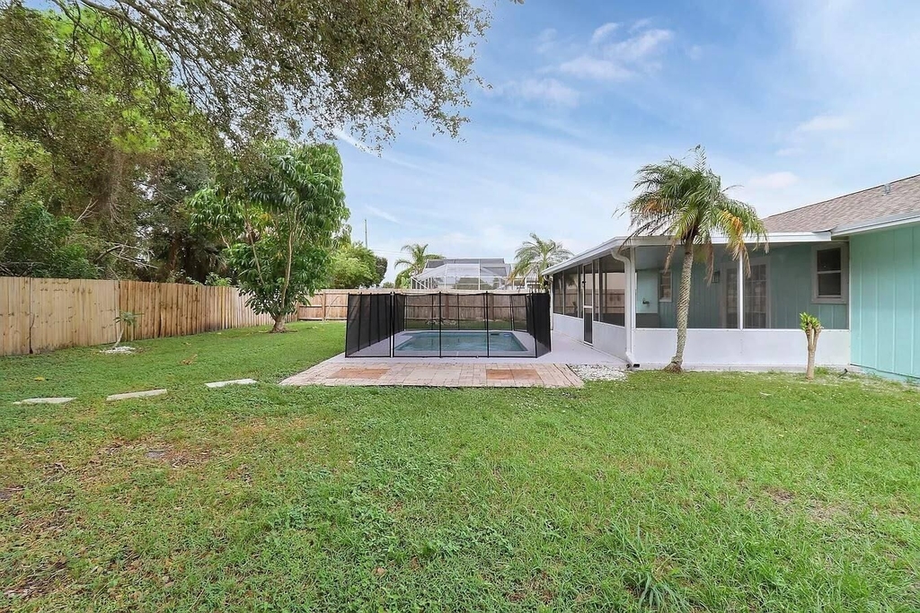 2558 Sw Chestnut Lane - Photo 17