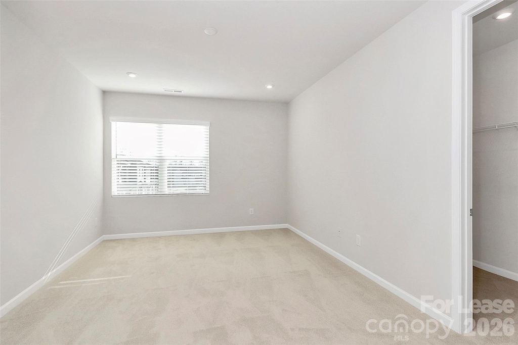 2153 Endeavor Run - Photo 16