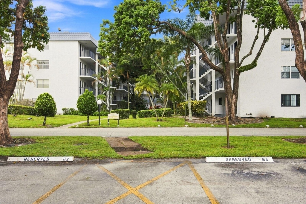 3280 Spanish Moss Terrace - Photo 1