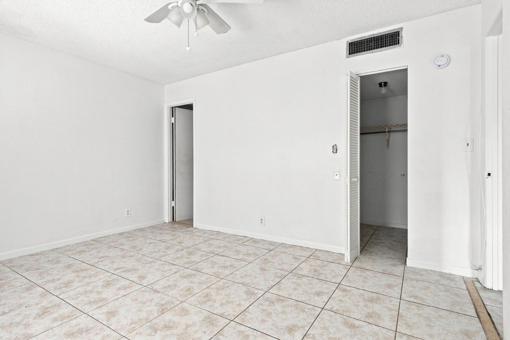 3280 Spanish Moss Terrace - Photo 19