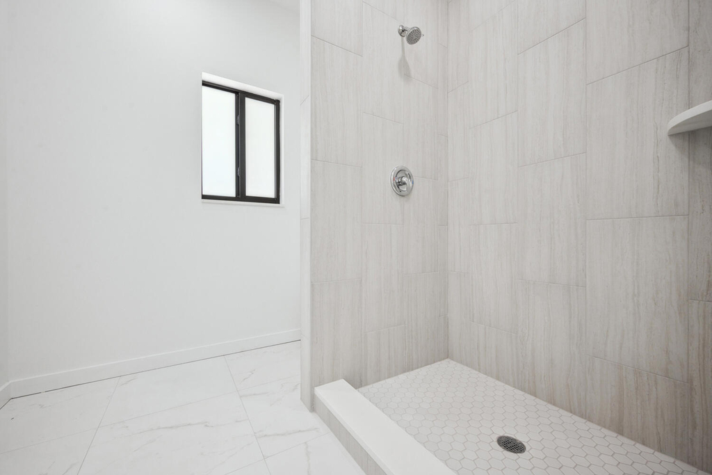 1009 14th Street - Photo 10