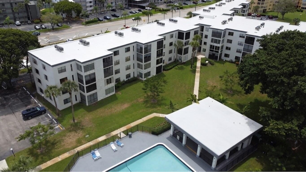 9233 Sw 8th Street - Photo 1