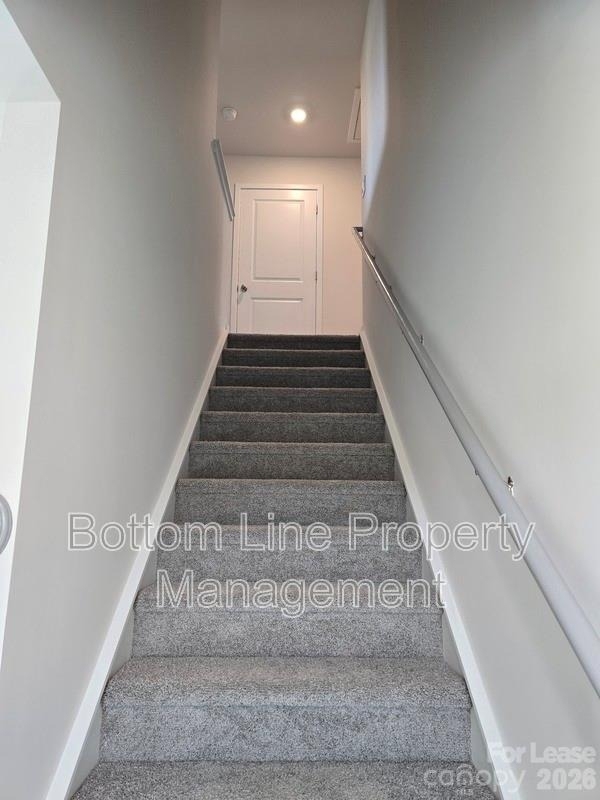 549 Blackpool Court - Photo 17