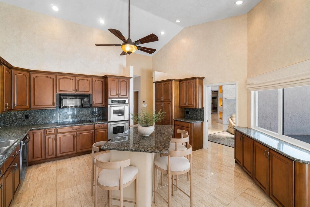 4440 Woodfield Boulevard - Photo 12